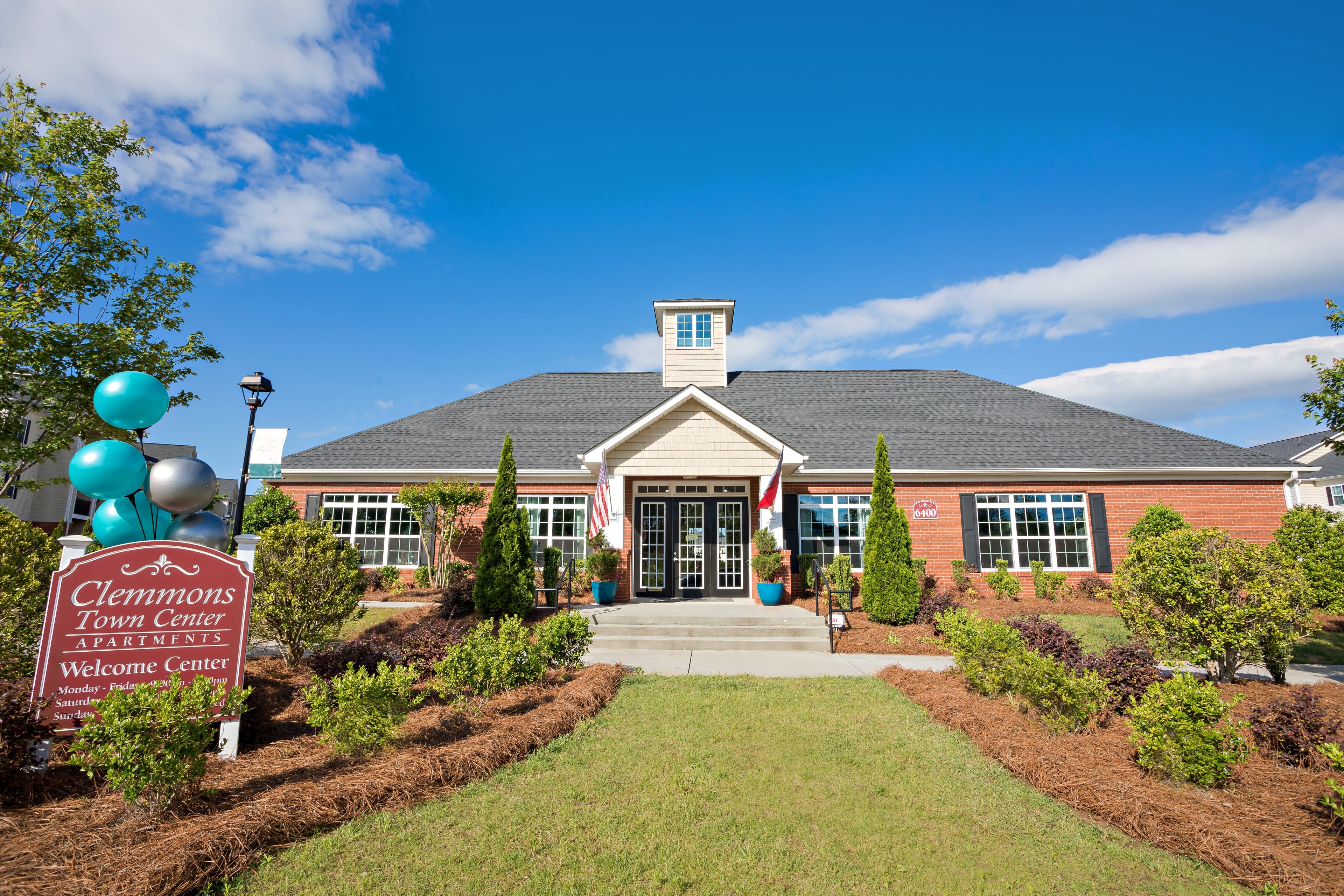 The clubhouse at Clemmons Town Center