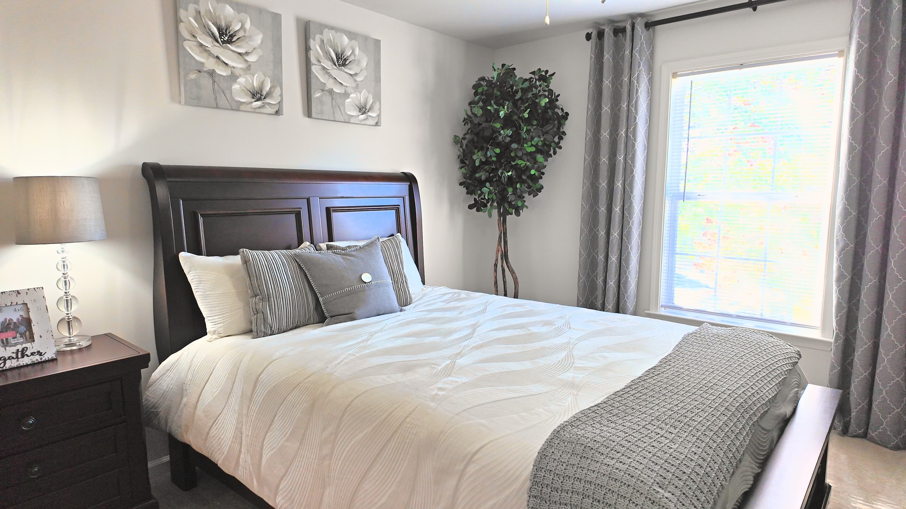 Comfortable bedrooms at Legacy Park