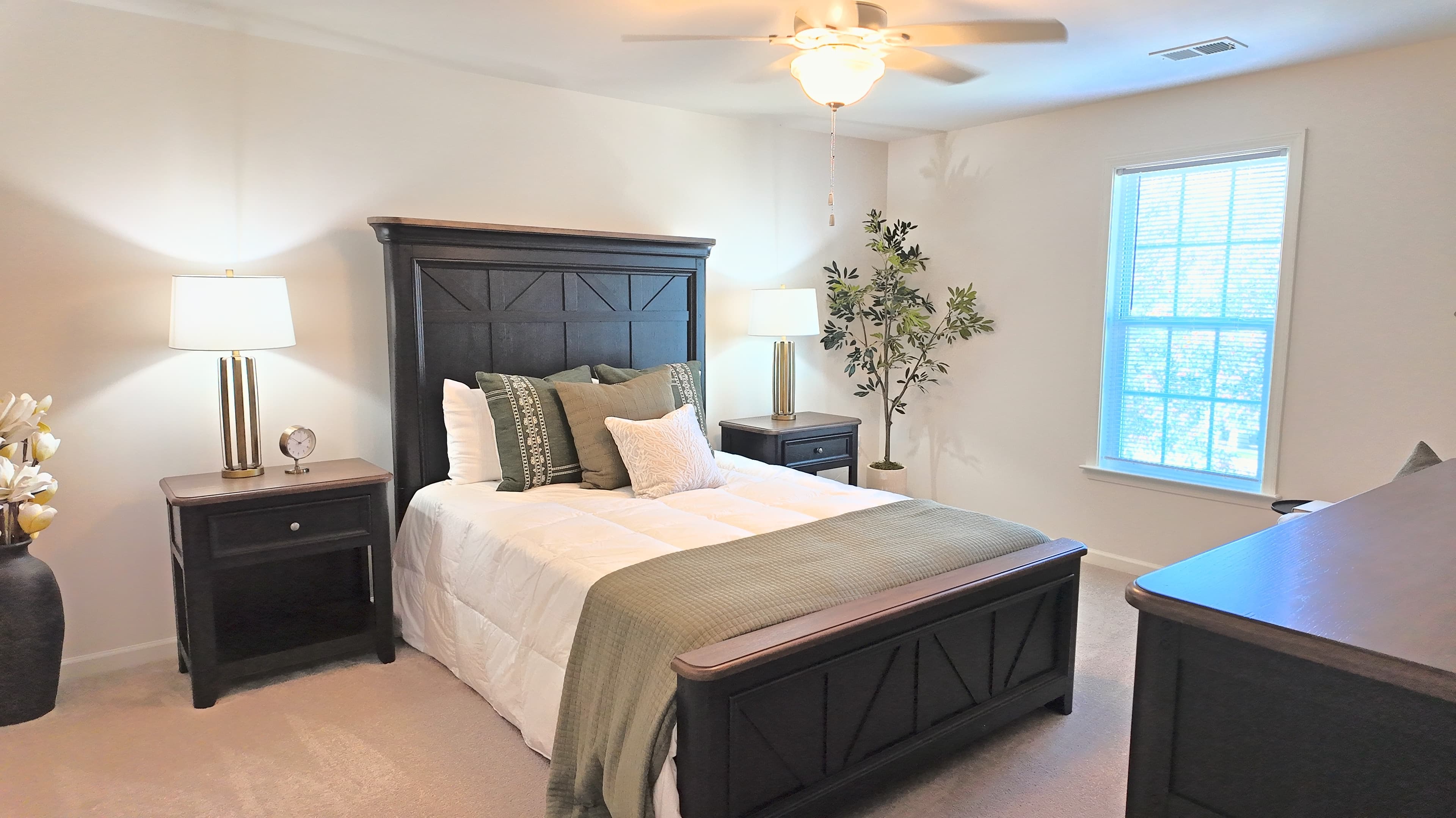 Comfortable bedrooms at The Pointe at Peters Creek