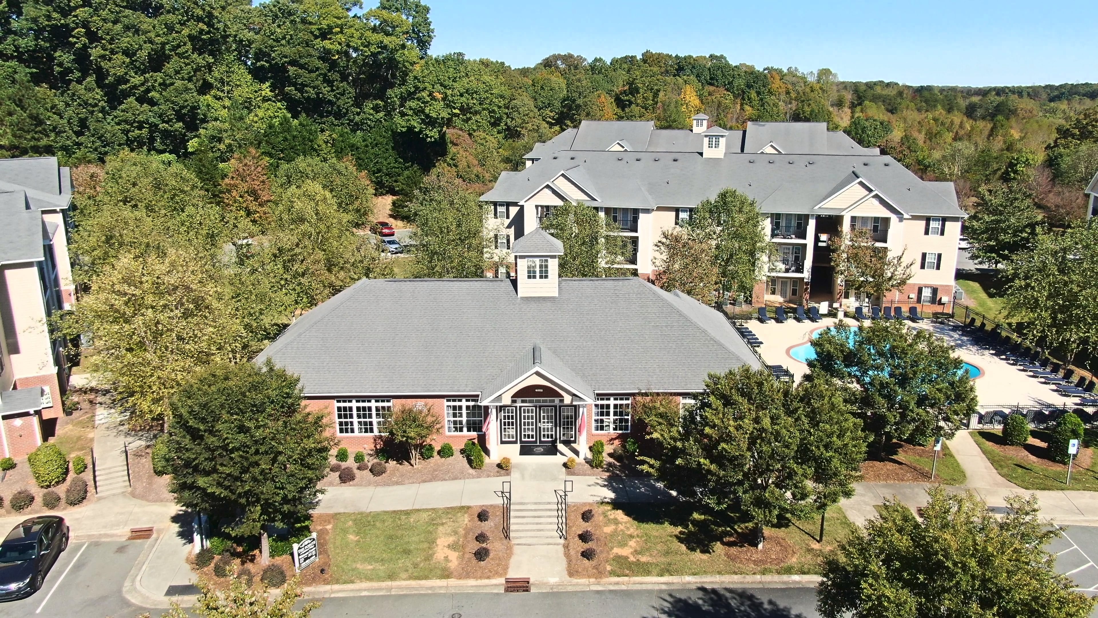 The Pointe at Robinhood Village, Winston-Salem