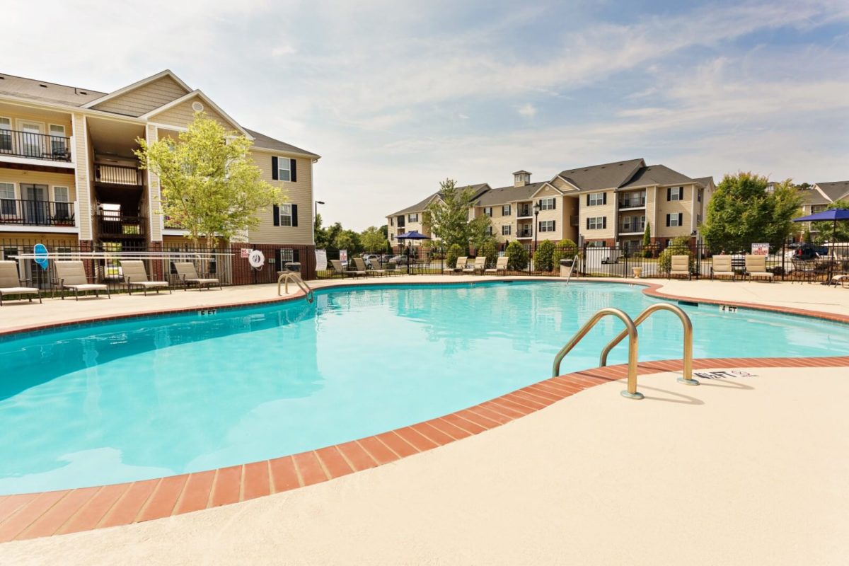 The Pointe at Robinhood Village | Apartments in Winston-Salem